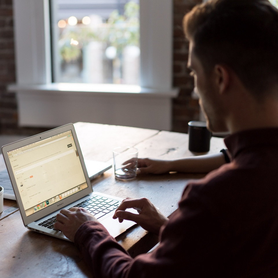 bench-accounting-C3V88BOoRoM-unsplash-2338x2338