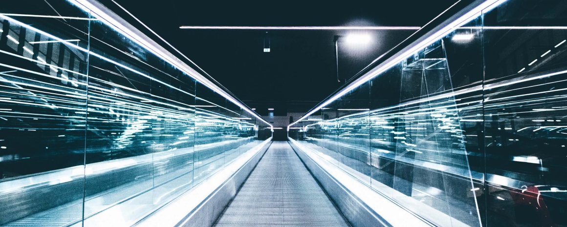 In the future, the distinction between offline and online trading will no longer be important, no-line trading is the key to success