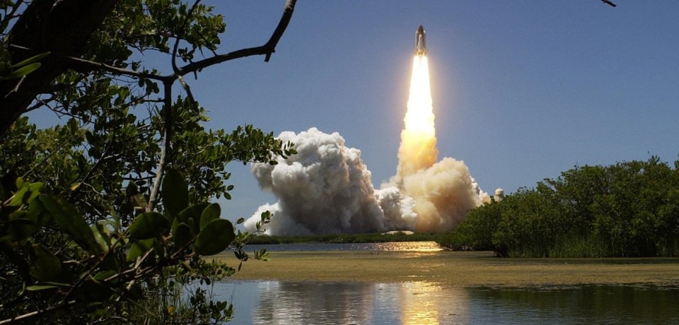 rocket-ge4608f73b_1920-1428x1230